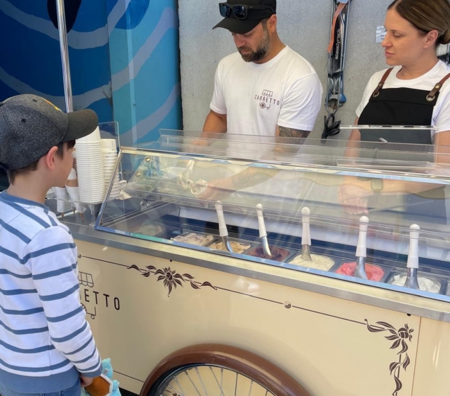 boy ordering gelato