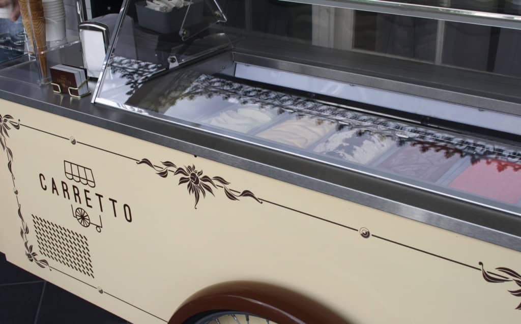Carretto gelato cart at Ballara wedding showcase in Eltham