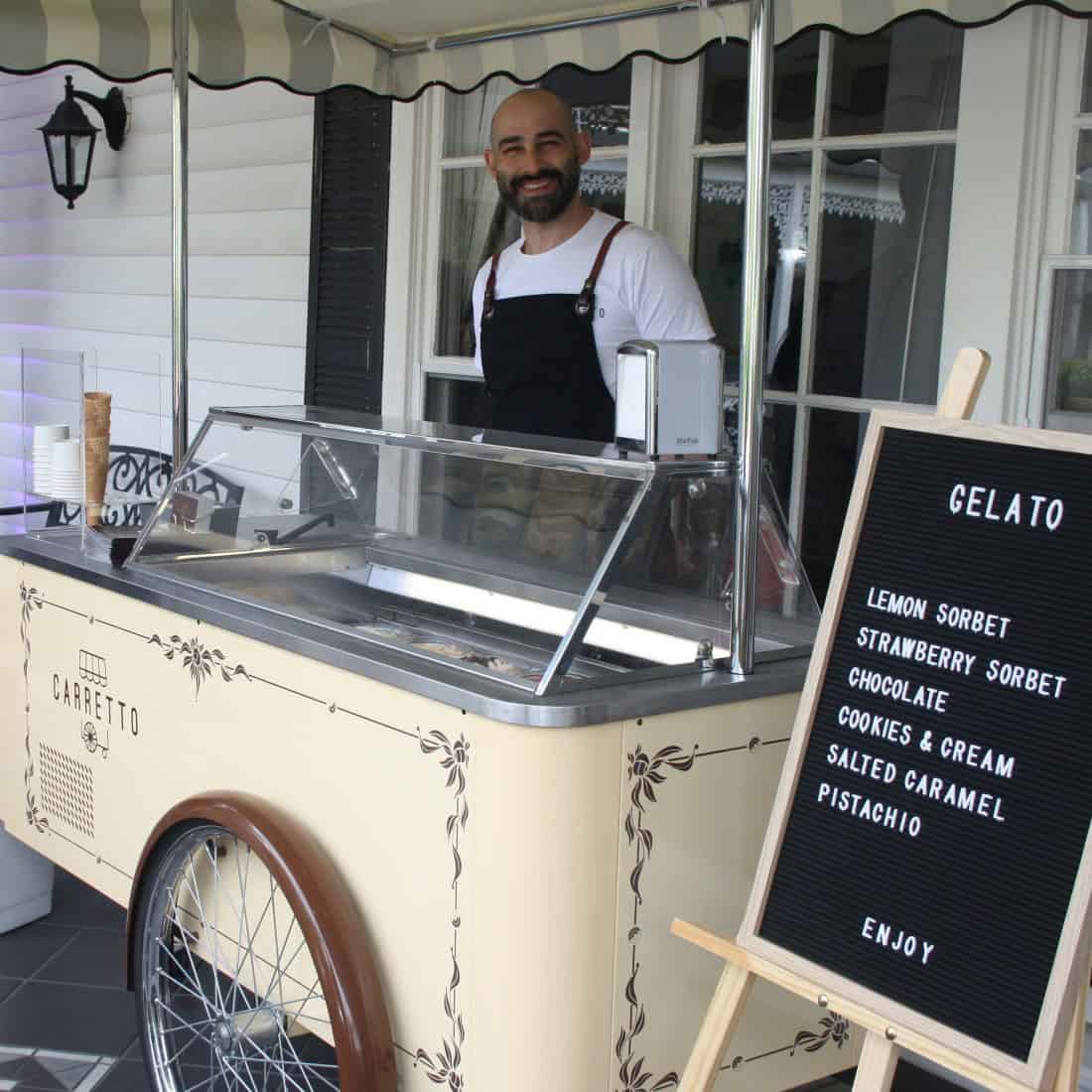 Sweet smile for Carretto gelato cart at Ballara wedding showcase in Eltham