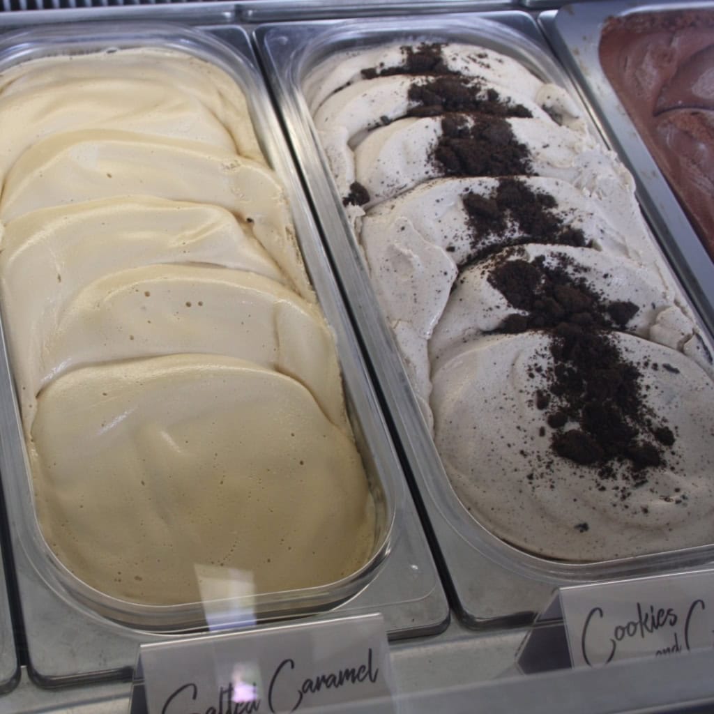 Gelato cart flavours at Ballara wedding showcase in Eltham