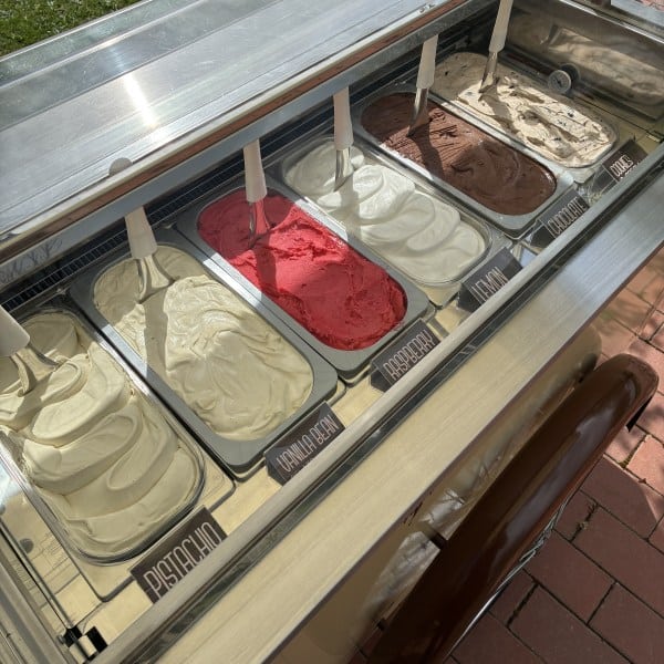 lancemore-macedon-wedding-showcase-gelato-flavours